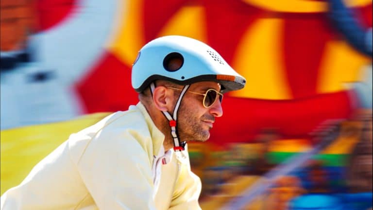 CLASSON: the intelligent bike helmet