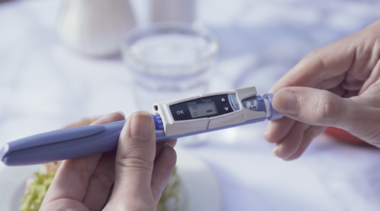 Insulog: your automatic insulin tracker