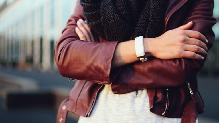 Hey: send touch over distance with this innovative new bracelet