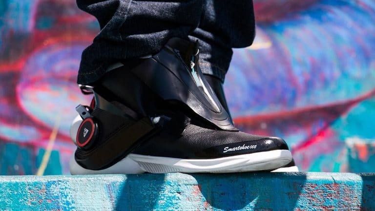 Digitsole Smartshoes: the Back to the Future style intelligent shoes