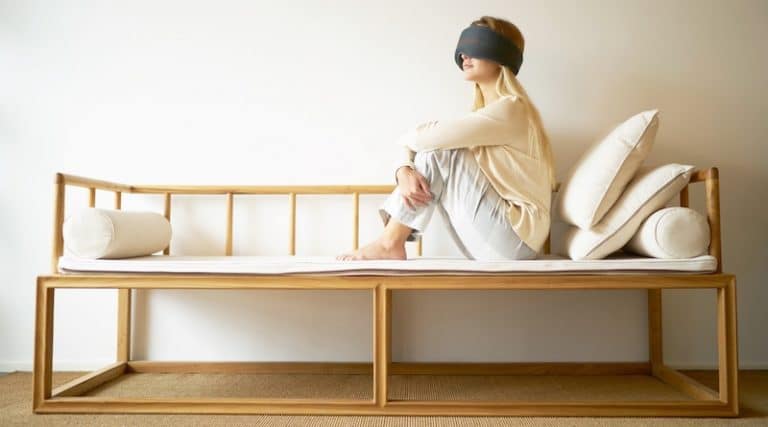 Dreamlight, create an undisturbed restful experience with light and ambient sounds