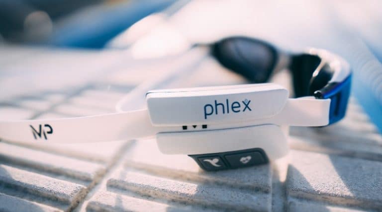 EDGE: monitor your swim sessions with precise analytics