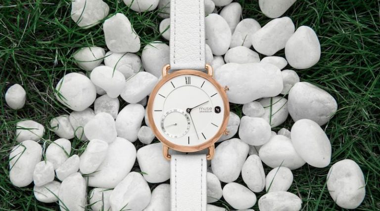 Muse Hybrid Smartwatch: fitness, UV tracking, NFC payments and more in a classic design