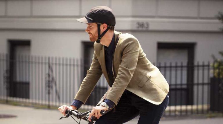 Diamond: stylish and collapsible, ultra-portable bike helmet