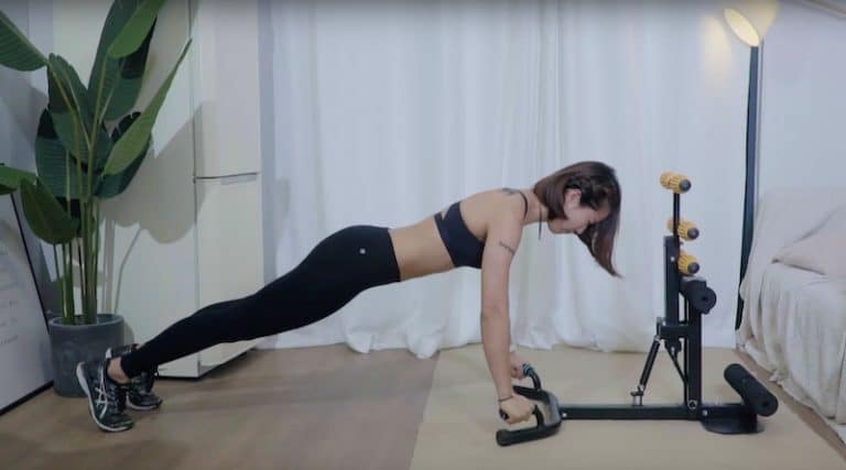 Wonder Squat: the world’s first intelligent machine for squat exercising