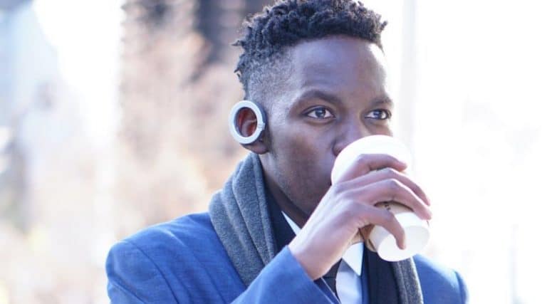 VOIXATCH: cellularly enabled watch that acts as a bluetooth headset
