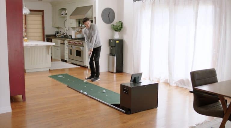 PUTTR: the intelligent putting green for your home