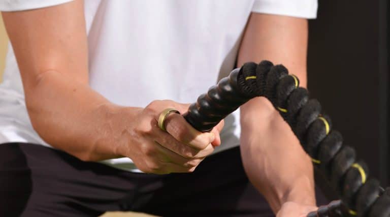 Oura Ring competitor RingConn starts shipping to backers