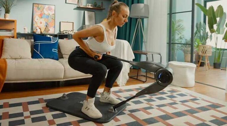 Hookee: a smart, portable gym that tracks your performance