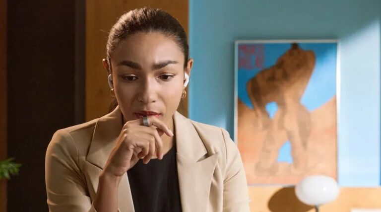 WIZPR Ring: A smart ring that lets you chat with AI assistants
