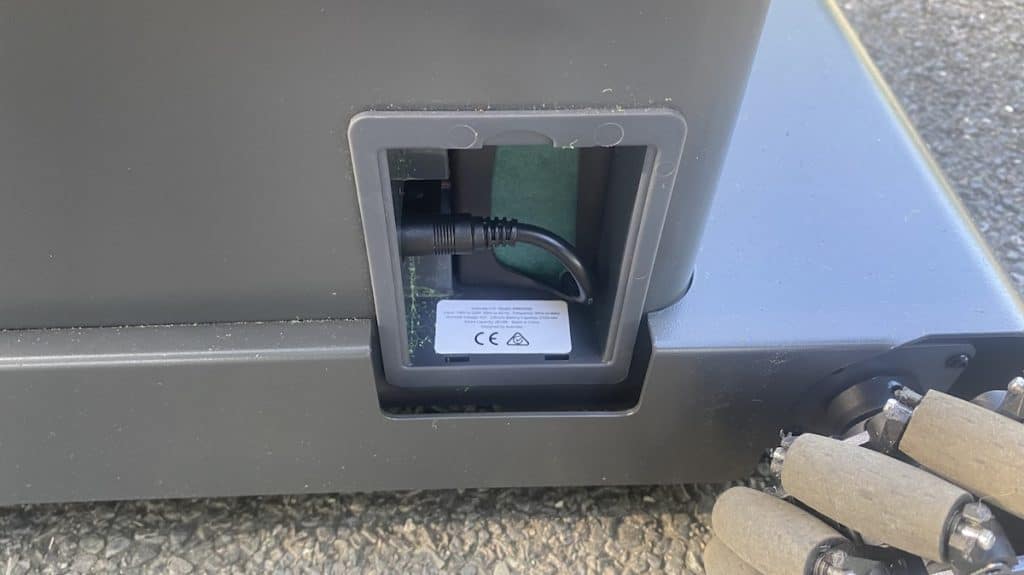 Acemate S10 battery compartment