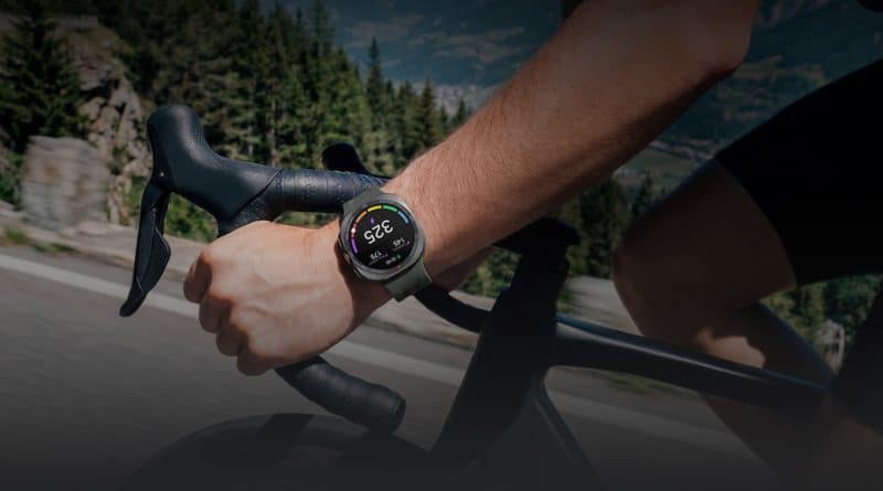 Cyclist wearing Samsung Galaxy Watch Ultra 2
