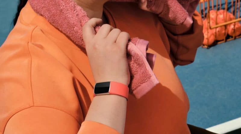 Fitbit Charge 6